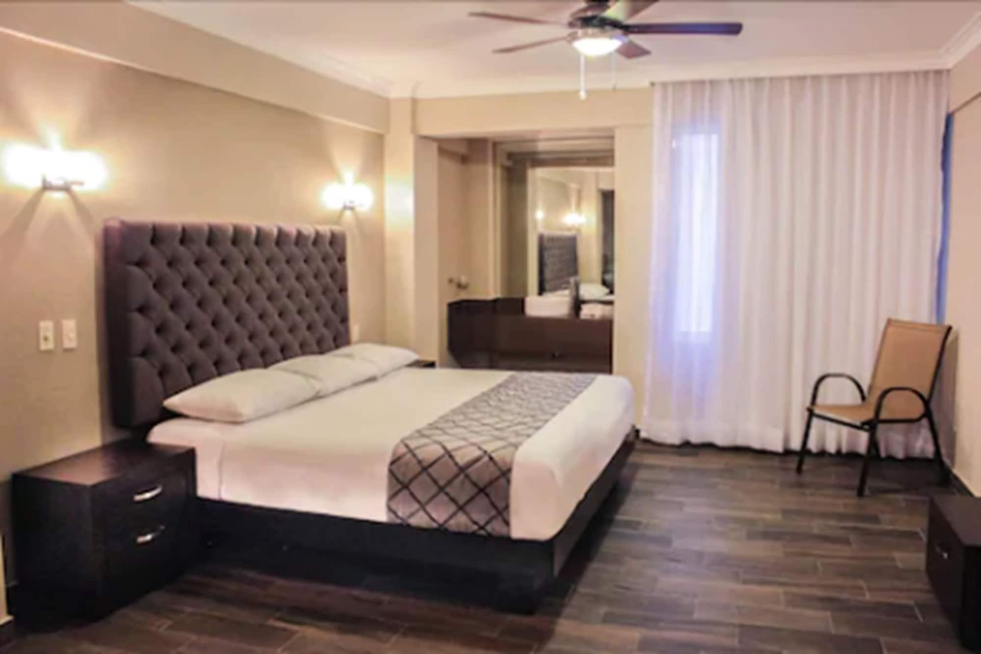 Hotel Senorial Platino 莱昂 外观 照片