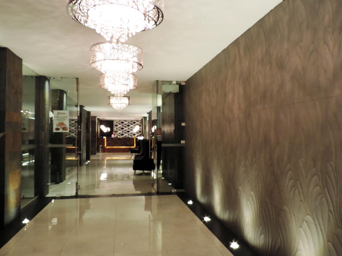 Hotel Senorial Platino 莱昂 外观 照片